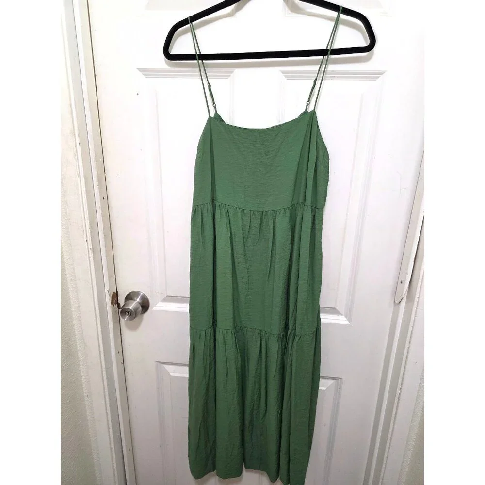 Abercrombie & Fitch Green Sleeveless Tiered Maxi Dress Adjustable Straps &‎ Side